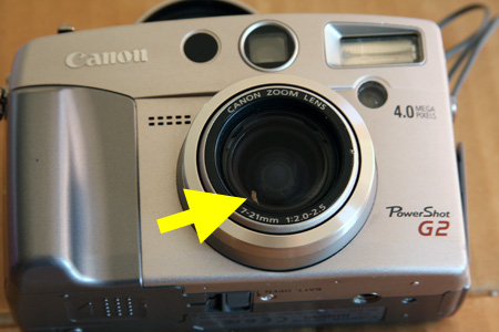 Canon Powershot G2 with Bug