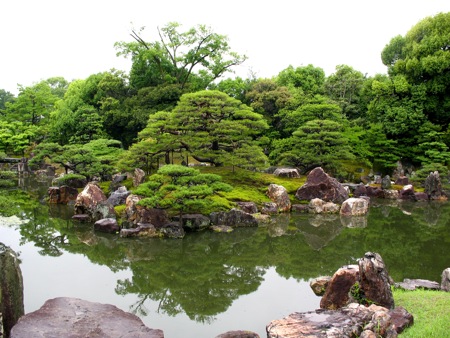Nijo-jo garden